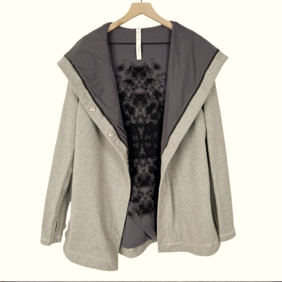 Lululemon Awareness Wrap [10] - Picture 1 of 9